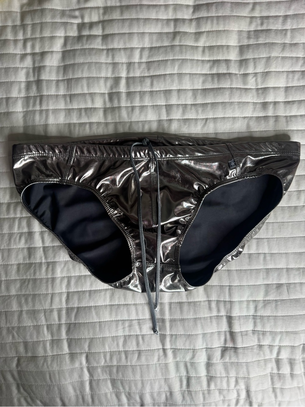 TULIO Men's Metallic Silver Swim Briefs with Drawstring - Picture 3 of 6